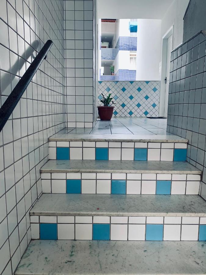 Stayhere! Fique Aqui! Apartamento 2/4 Mobiliado No Costa Azul :-) サルバドール エクステリア 写真
