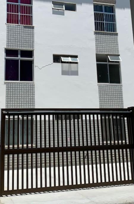 Stayhere! Fique Aqui! Apartamento 2/4 Mobiliado No Costa Azul :-) サルバドール エクステリア 写真